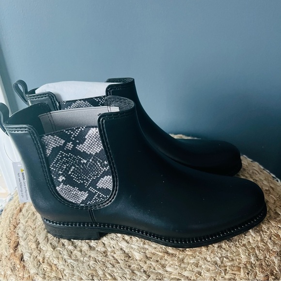 Henry Ferrera Marsala Snake Print Rain Boots - Picture 2 of 9